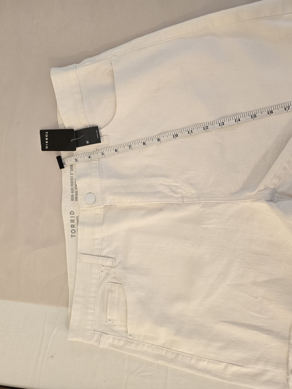 TORRID White Denim Cutoff Shorts High Rise Frayed Hem NWT Plus Size 16 - Picture 16 of 16